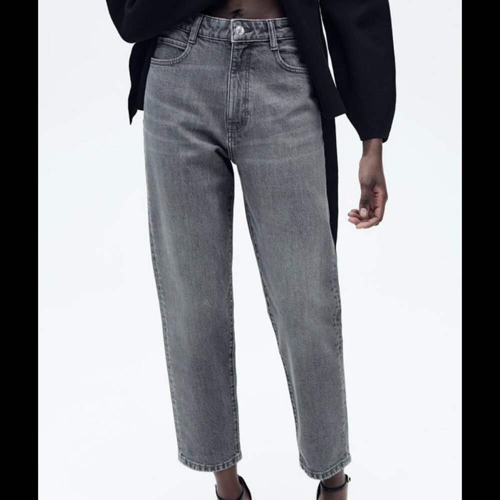 ZARA High-Waist Mom Fit Jeans – Gray Wash – Size 36 (US 4) 🩶
